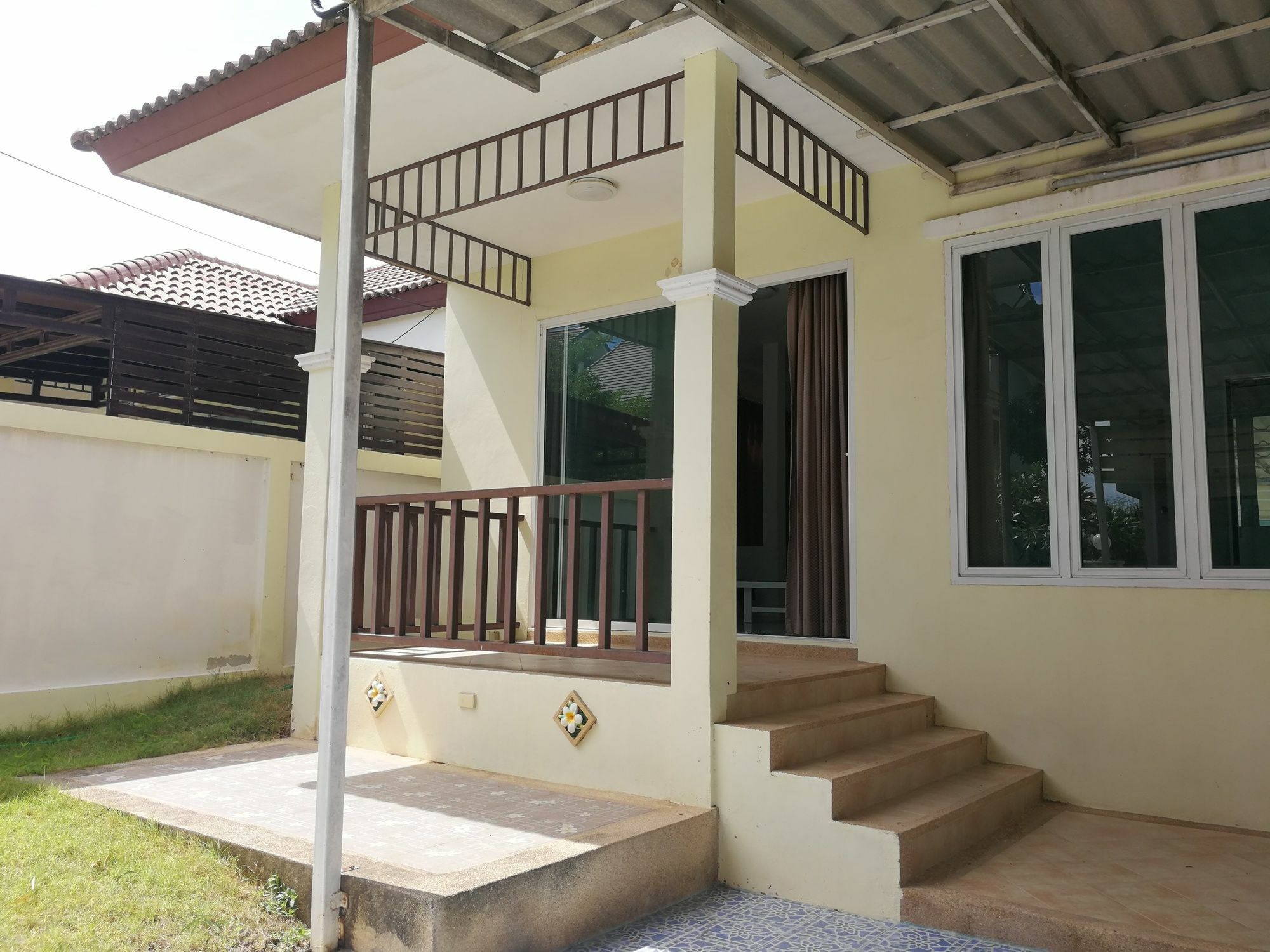 Baanpak Soi 102 Hotel HHQ Exterior photo